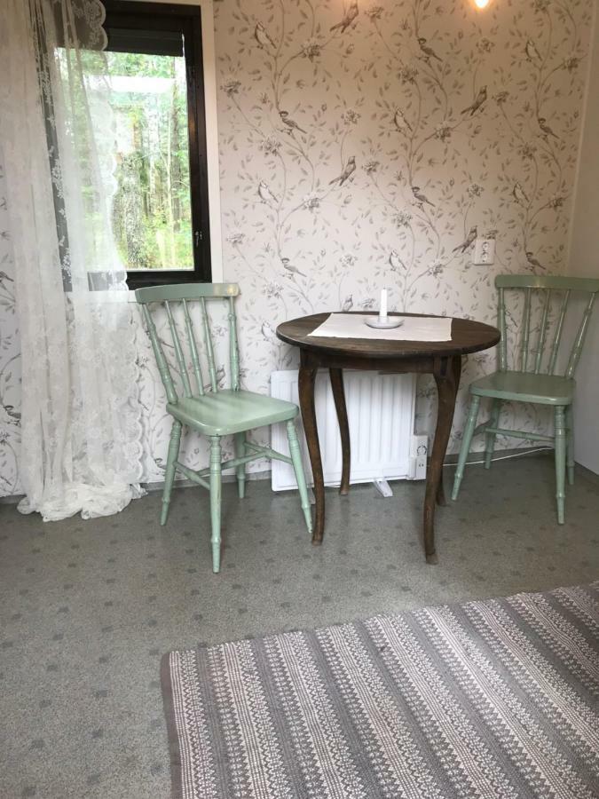 Гостевой дом Lillemyrsgarden Forshaga Экстерьер фото